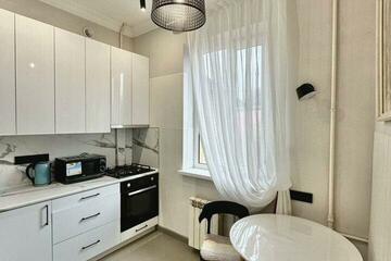 1-к квартира, 38 м², 3/3 эт.