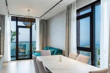 2-к квартира, 55 м², 15/18 эт.