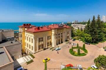 1-к квартира, 70,1 м², 2/4 эт.