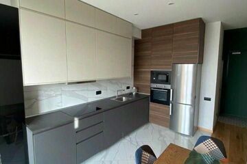 2-к квартира, 55 м², 3/5 эт.