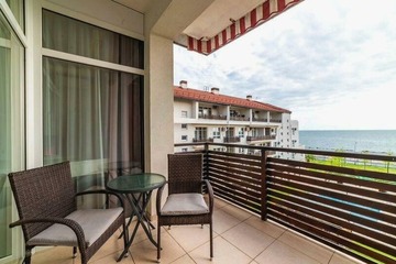 Апартаменты, 56 м², 4/5 эт.