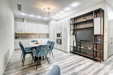 2-к квартира, 120 м², 3/21 эт.