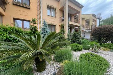 Апартаменты, 68,5 м², 2/2 эт.