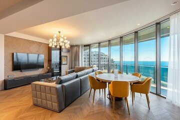 2-к квартира, 120 м², 23/27 эт.
