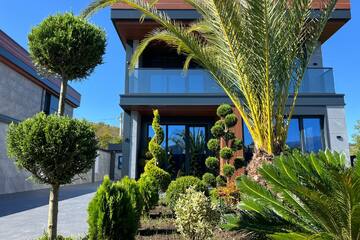 Дом, 200 м², 2 эт.