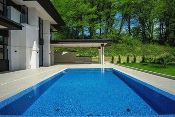 Дом, 230 м², 2 эт.