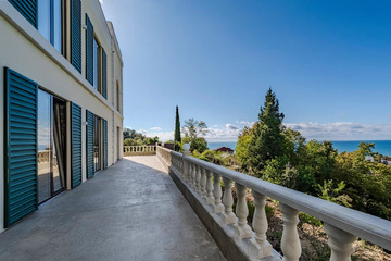 Коттедж, 300 м², 2 эт.