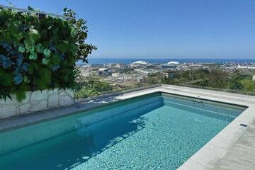 Дом, 250 м², 2 эт.