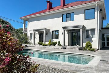 Дом, 320 м², 2 эт.