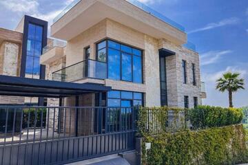 Дом, 330 м², 2 эт.