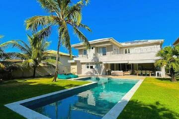 Дом, 259 м², 2 эт.