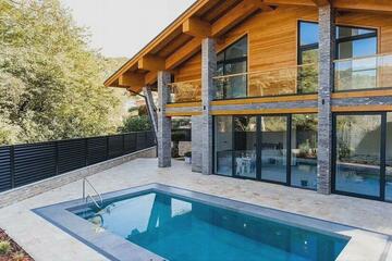 Дом, 280 м², 2 эт.