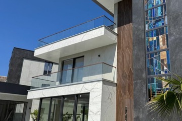 Дом, 250 м², 3 эт.
