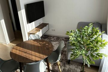 2-к квартира, 75 м², 2/3 эт.